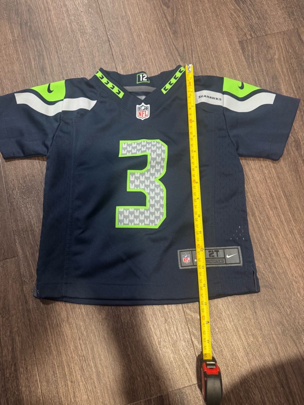 NFL Kids Navy and Neon Green Seahawks #3 Jersey.  (55)